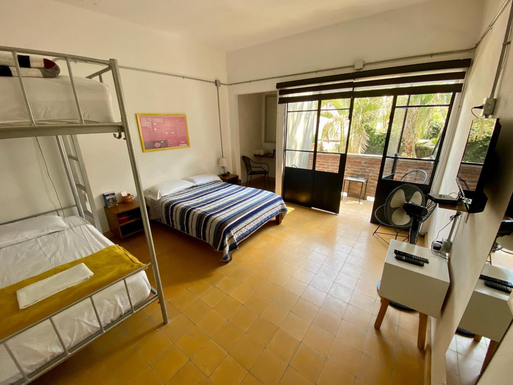 Hostel Hospedarte Chapultepec Guadalajara Ngoại thất bức ảnh